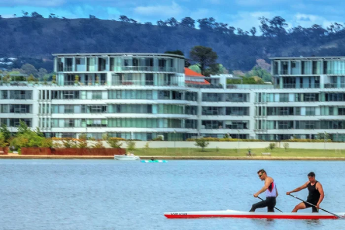 Explore Canberra - Kingston