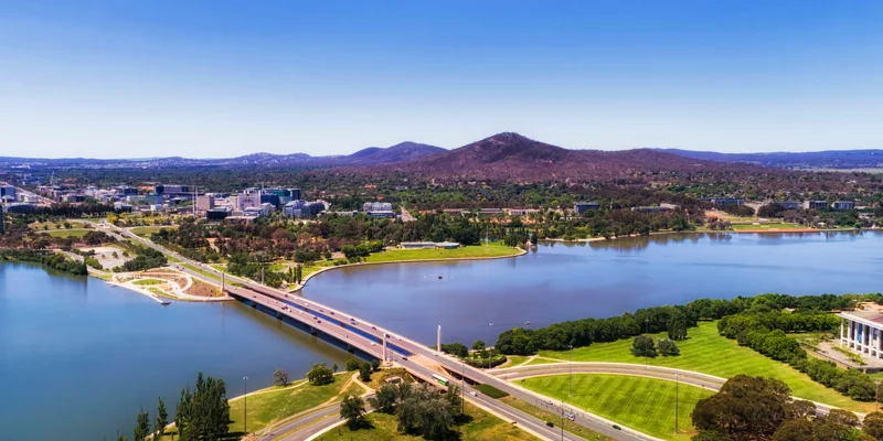 Why the smart investors are heading to Canberra