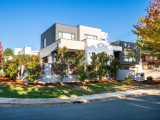 Spacious & Contemporary Living in Mawson