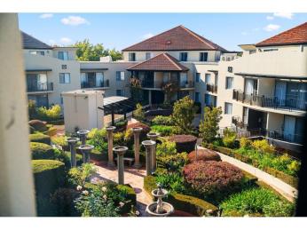 Light-Filled Top-Floor Living in the Heart of Kingston