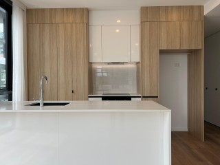 Renaissance - Beautiful Two Bedroom Apartment