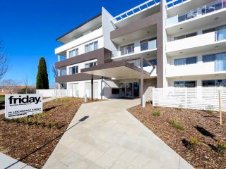 Stylish One-Bedroom Living in Kingston