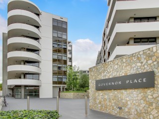 Style and Conveniance in Barton